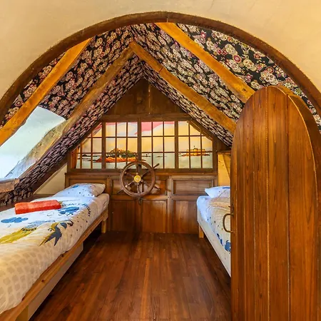Villa Superbe Chaumiere En Bord De Fouesnant